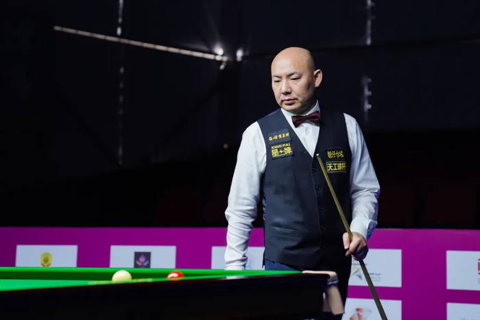 德天空：拜仁周一继续和切尔西谈恩昆库，他们仍在尝试租借